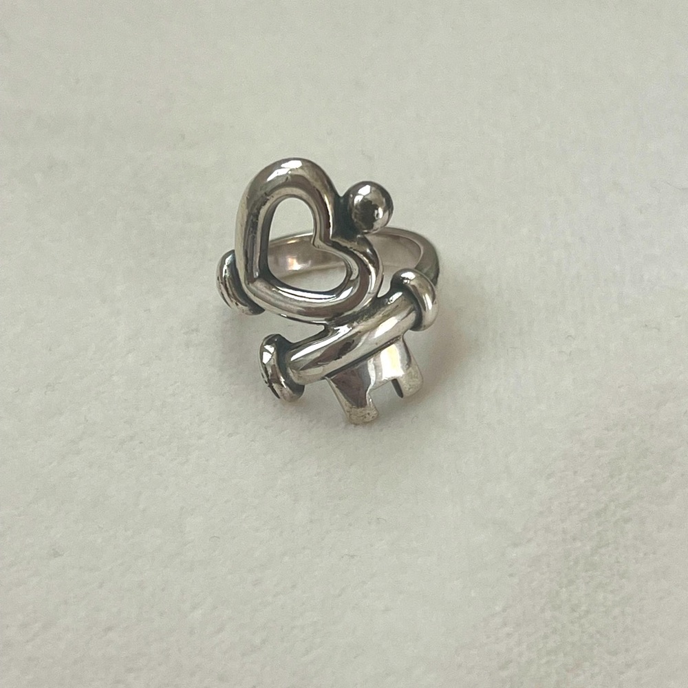James Avery “Key to My Heart” Ring- Size 5